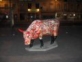 Cow by night in Lissabon 